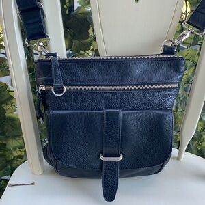 Roots Classic Black Leather Crossbody Shoulder Bag